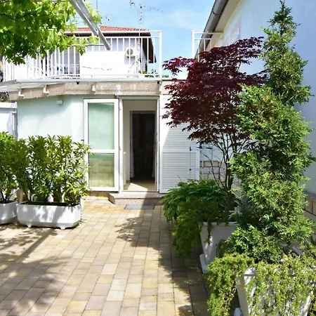 Apartman Mirko By Interhome